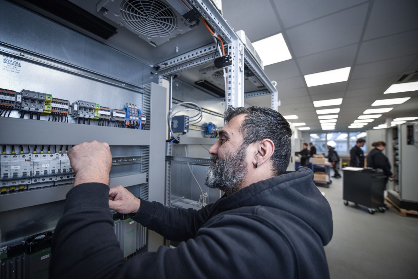 Verteilungsbau bei Elektro Rösler